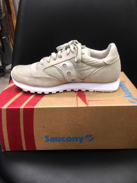 STOCK SCARPE SAUCONY UOMO/DONNA VARI MODELLI E COLORI