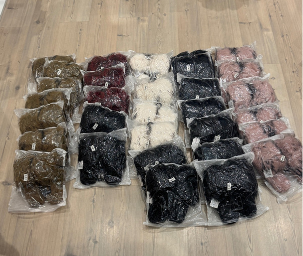 Stock abbigliamento/intimo/scarpe da donna